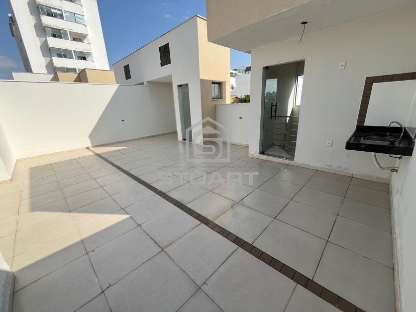 Cobertura nova sendo 3 quartos, suíte e 2 vagas