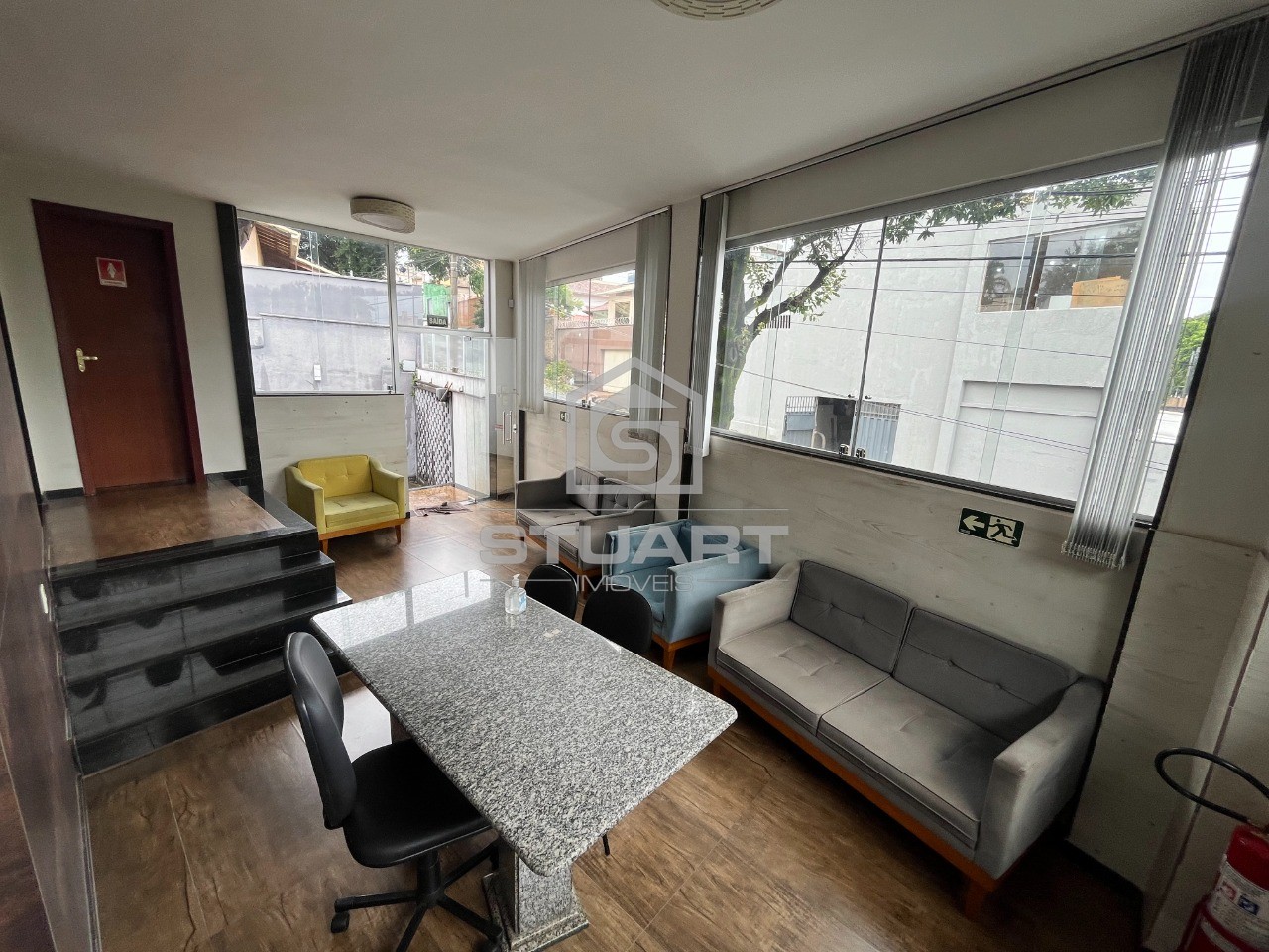 Salão comercial de 279,10m² no Bairro Santa Amélia