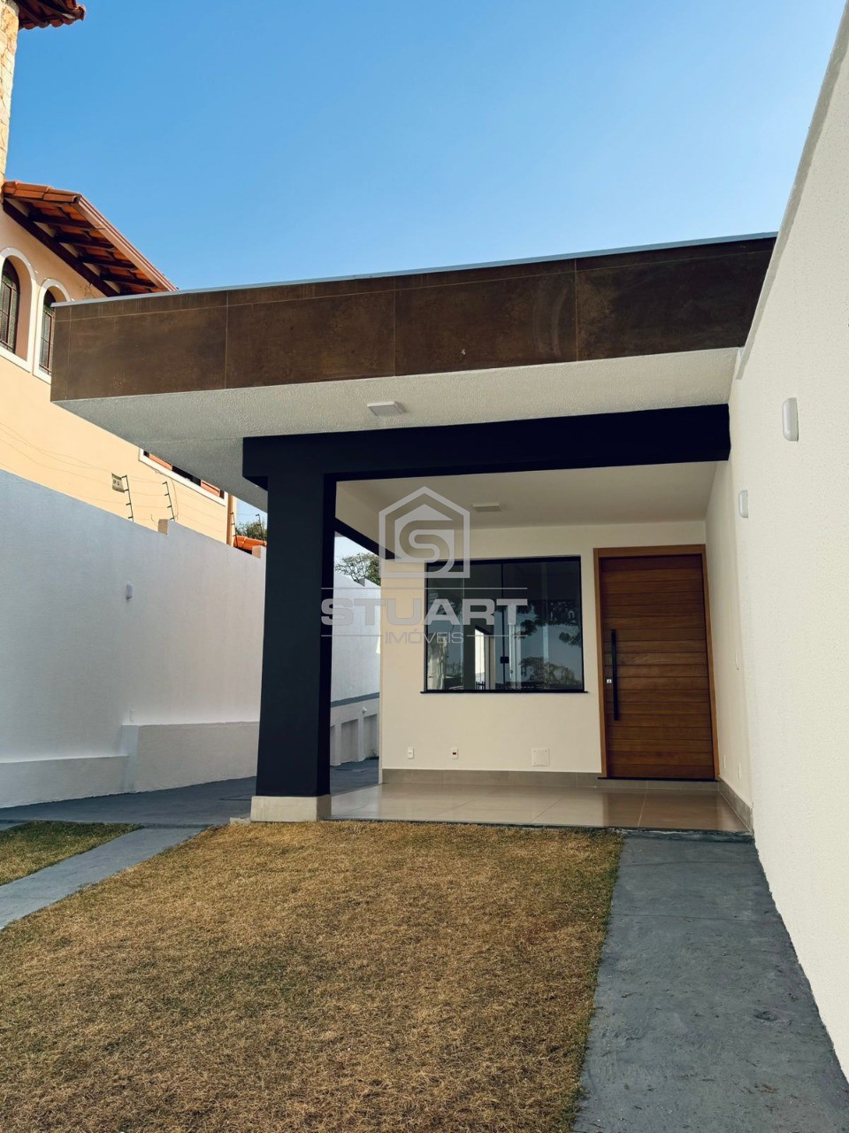 CASA 3 QUARTOS, SUÍTE E 4 VAGAS NO COPACABANA