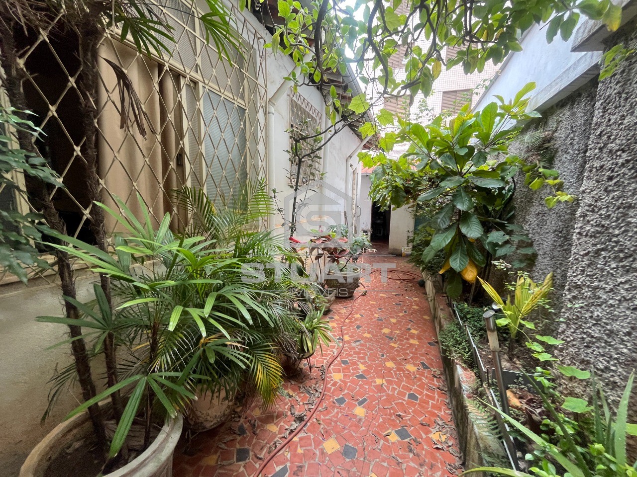 Casa com 3 quartos e 3 vagas no Bairro Serra!