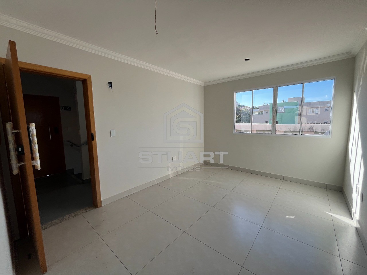 Apartamento com 2 quartos e 1 vaga no Santa Mônica