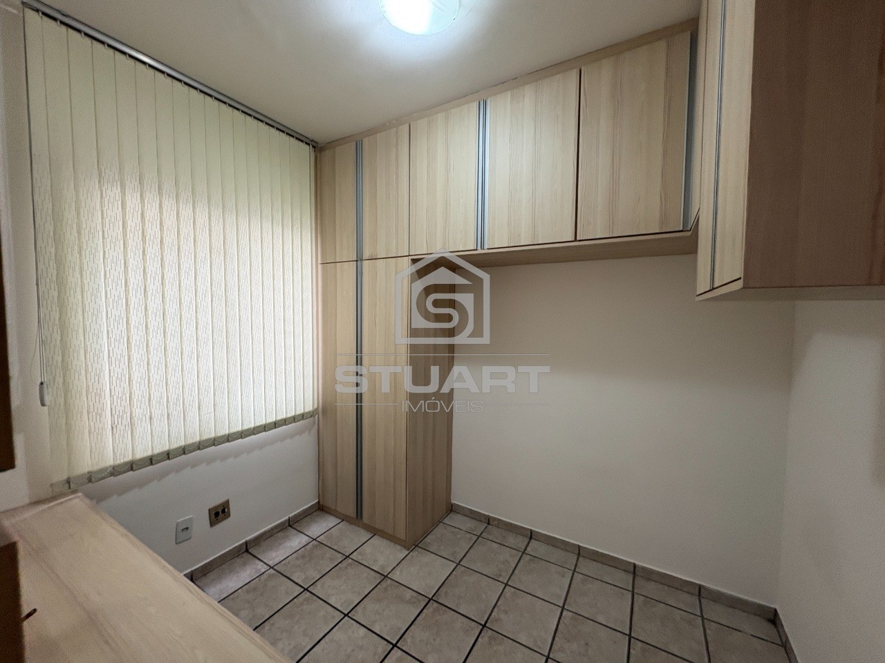 Apartamento com 2 quartos e 1 vaga no Planalto!