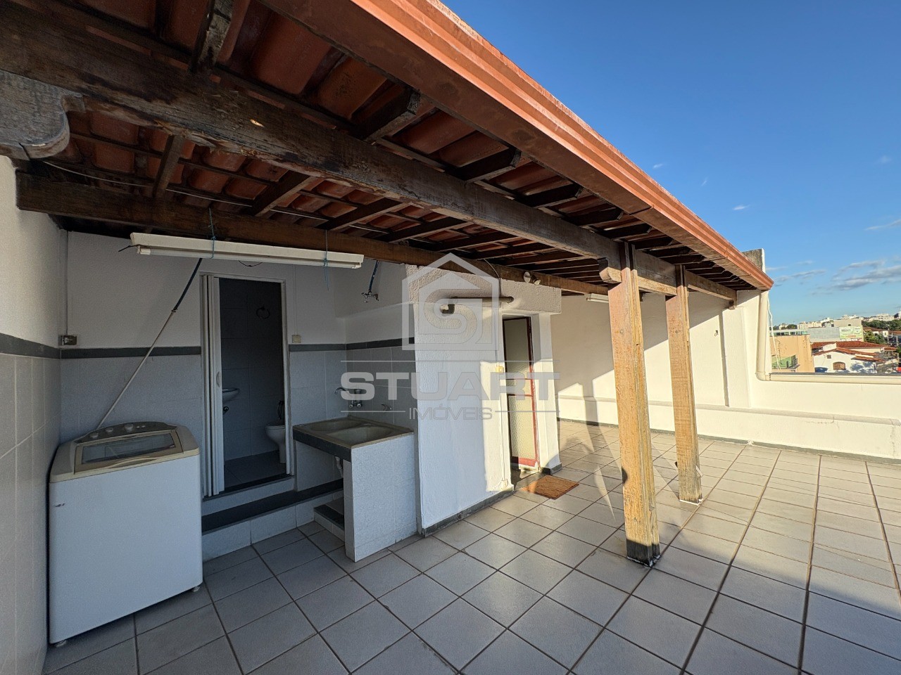 Cobertura com 2 quartos e 1 vaga!