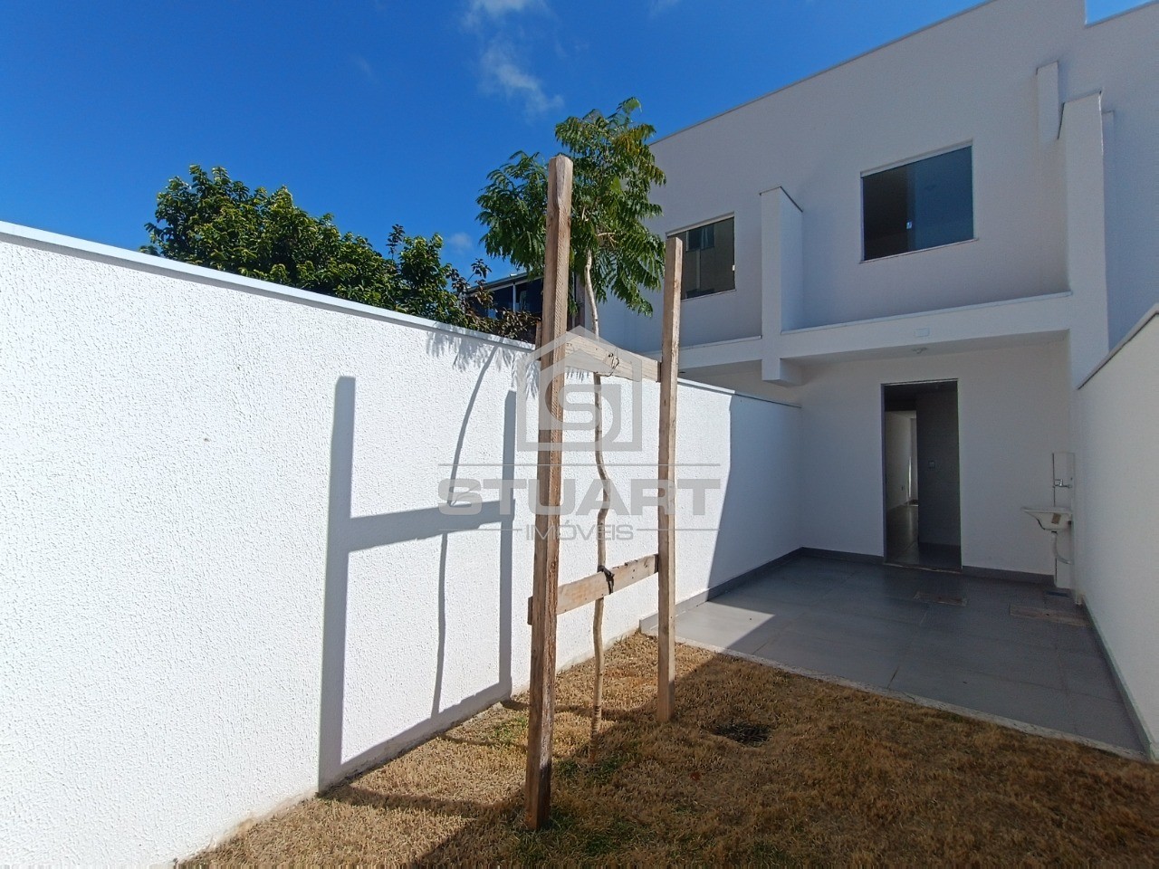 Casa no Jardim Leblon com 2 quartos e 1 vaga!