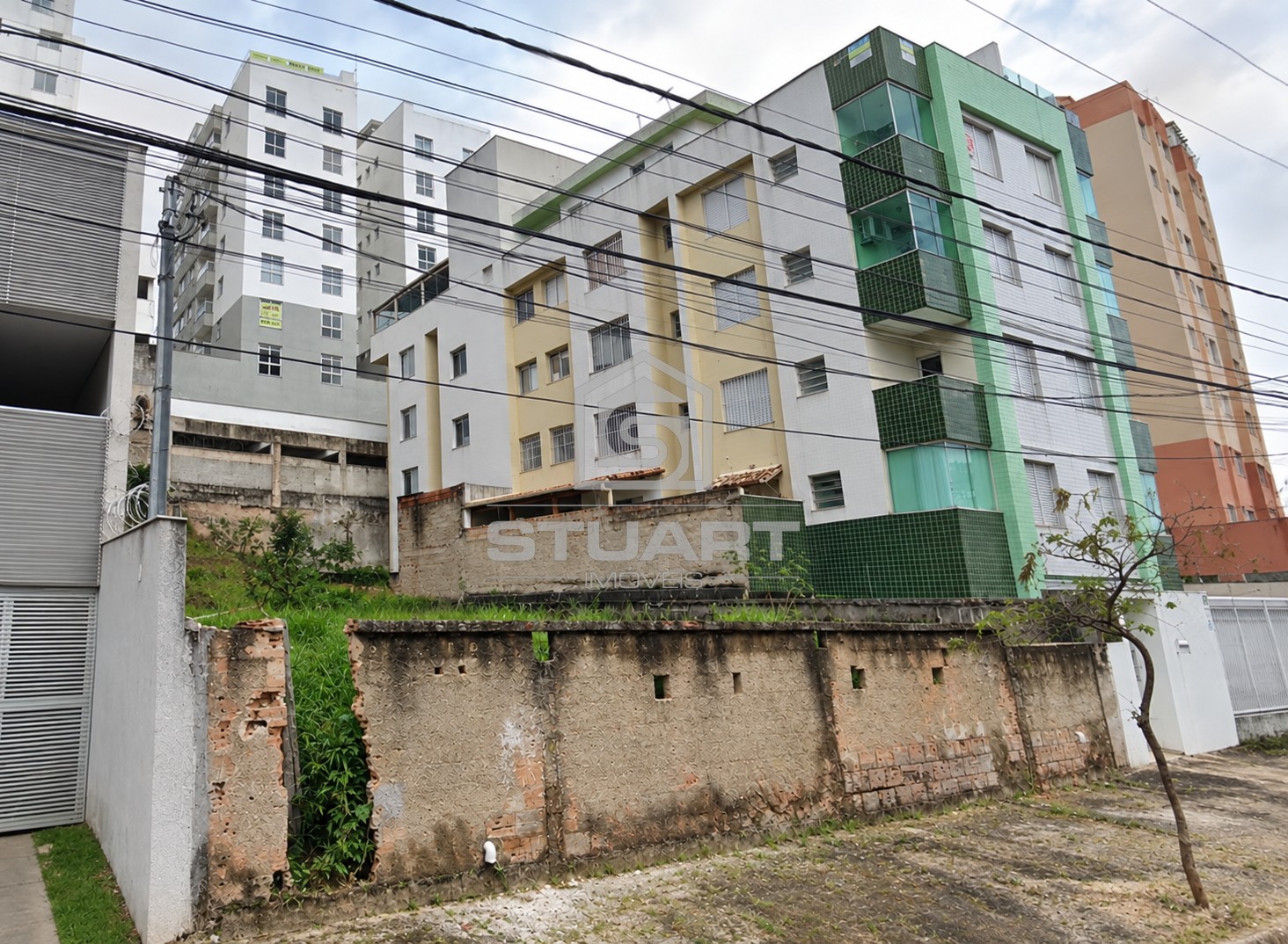 Lote à venda com 420m² Bairro Manacás - Pampulha