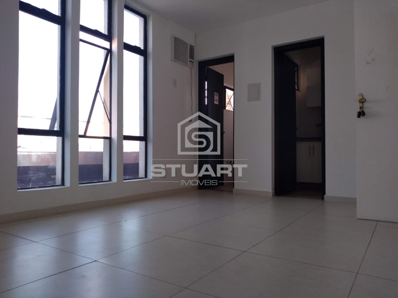 Sala à Venda no Santa Amélia próximo a Pampulha