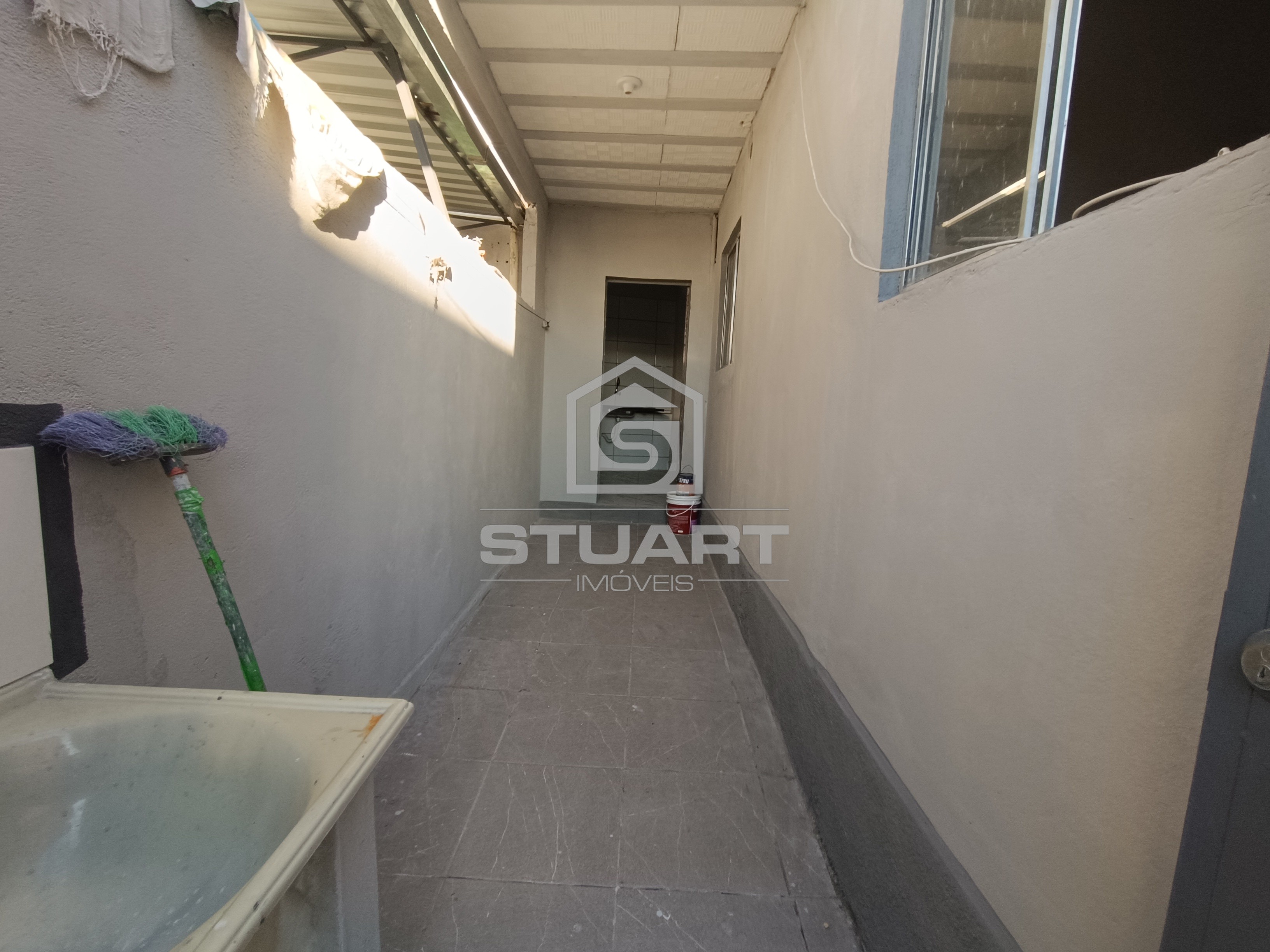 Kitnet de 2 Quartos para Aluguel no Bairro Letícia