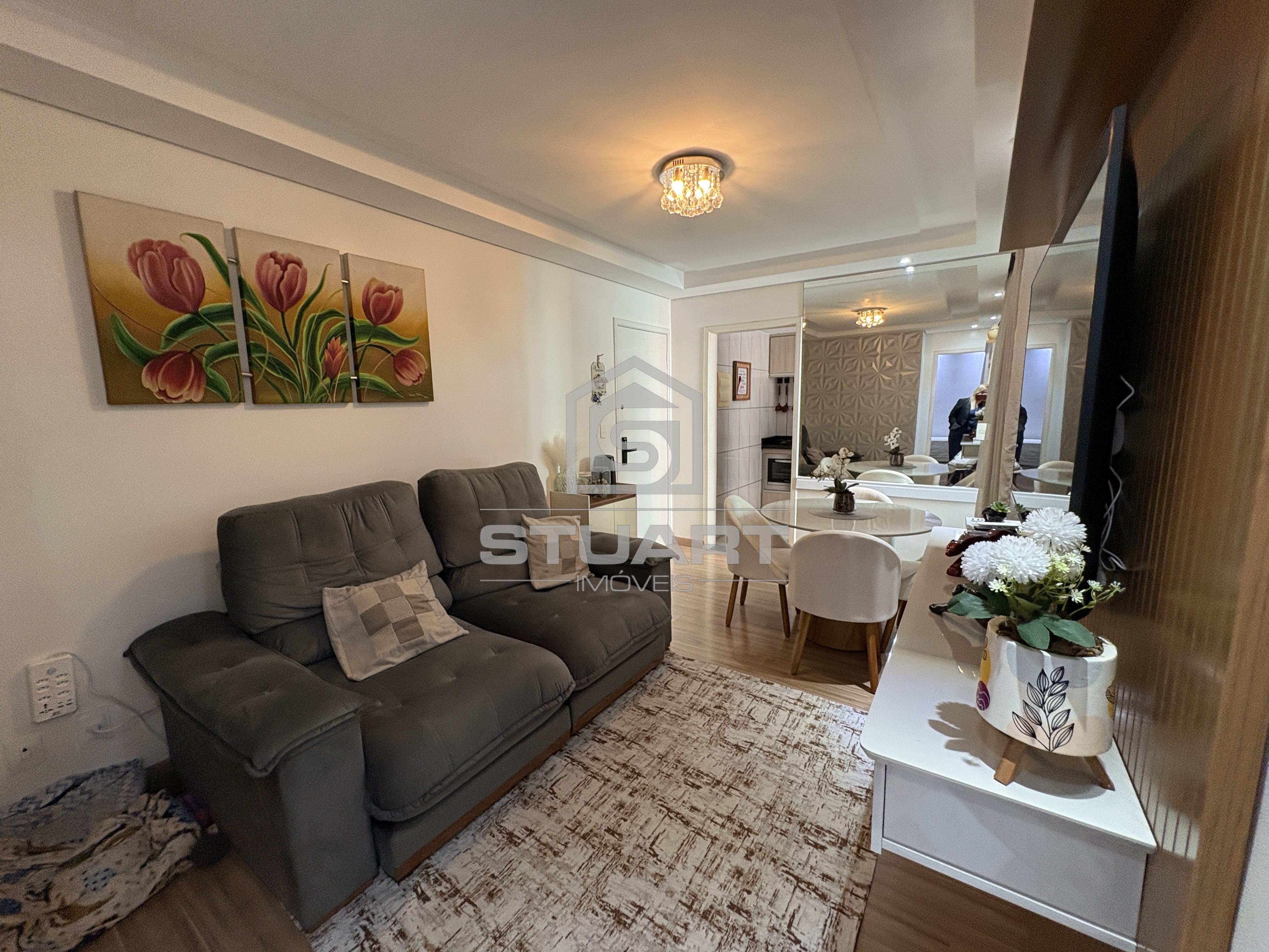 Apartamento com 2 quartos e 1 vaga no Santa Mônica!