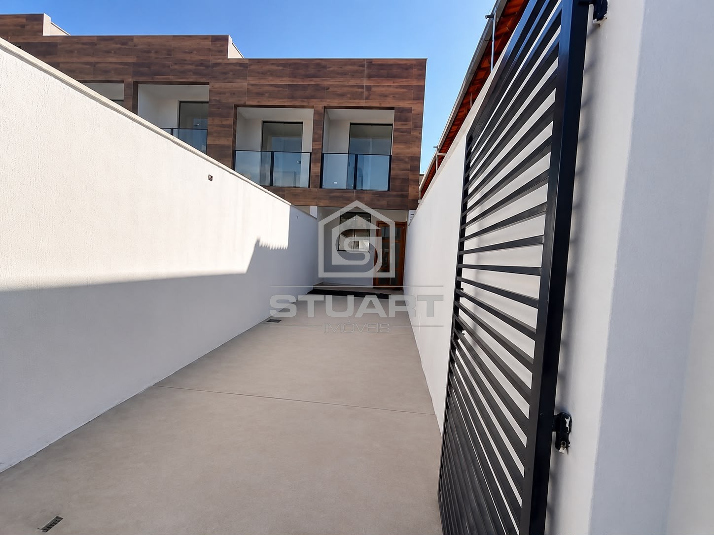 Casa Dulpex com 2 suítes e 2 vagas no Copacabana!