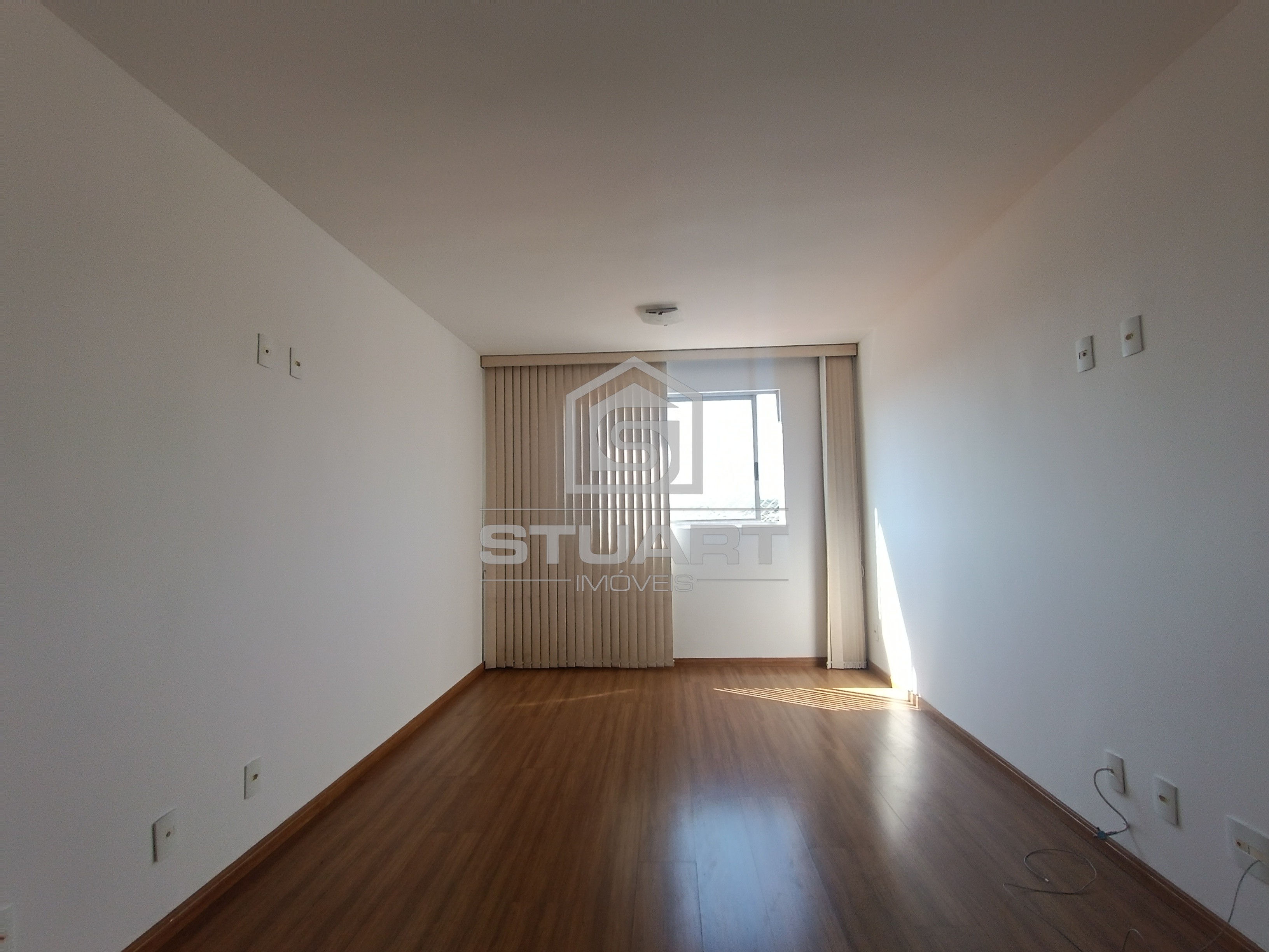Apartamento de 3 quartos com suíte e 2 vagas no Bairro Rio Branco