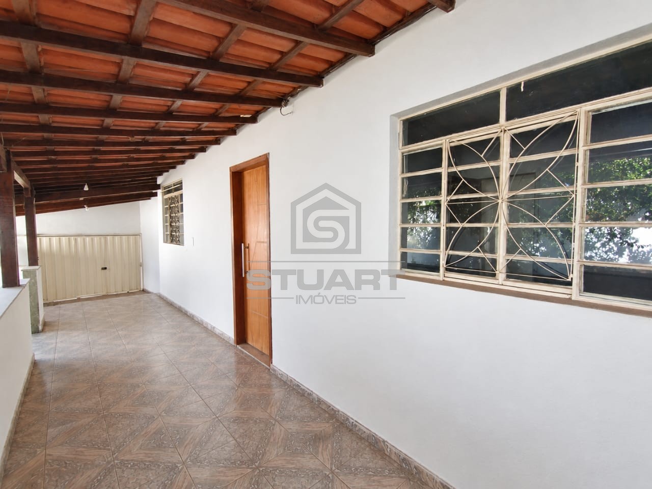 Casa plana com 4 quartos e suíte no Santa Mônica!